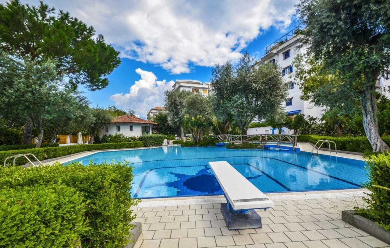Short-Lets D33, Part Of The House Is Available For Short-Term Rentals In Sorrento Center Exteriör bild
