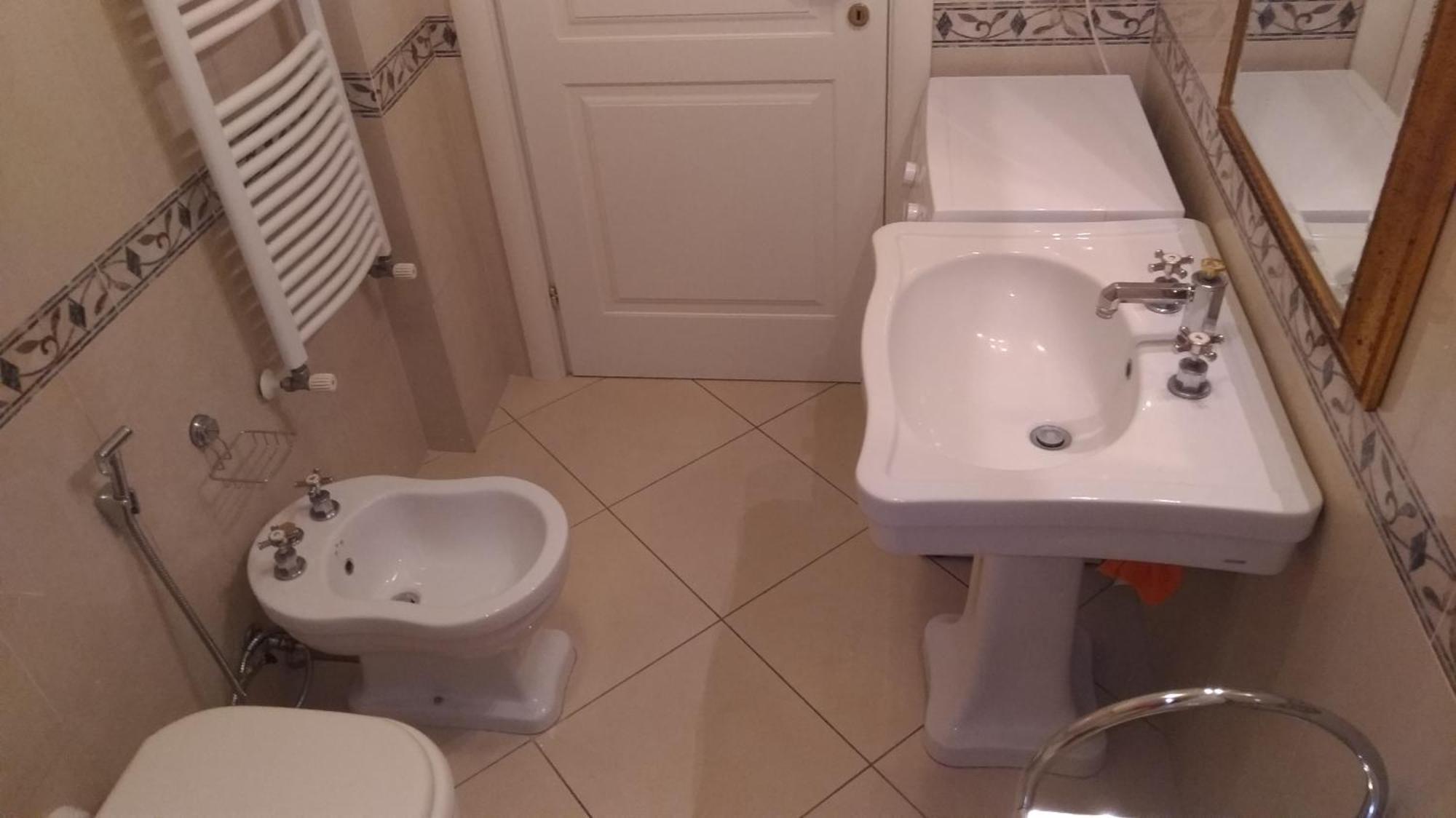 Short-Lets D33, Part Of The House Is Available For Short-Term Rentals In Sorrento Center Exteriör bild