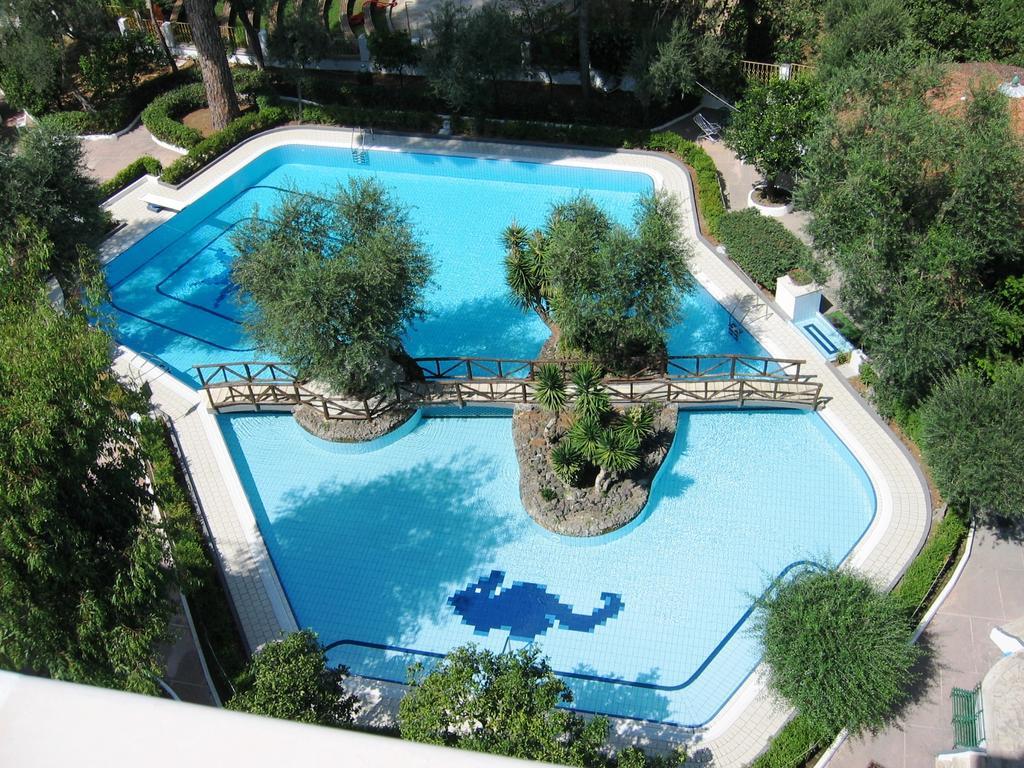 Short-Lets D33, Part Of The House Is Available For Short-Term Rentals In Sorrento Center Exteriör bild